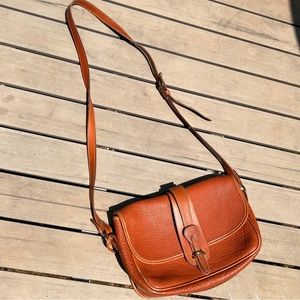 Gorgeous Vintage Dooney & Bourke Shoulder Bag